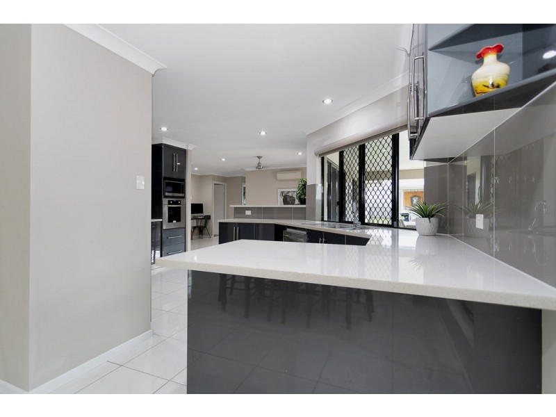 11 Macartney Drive, Marian QLD 4753
