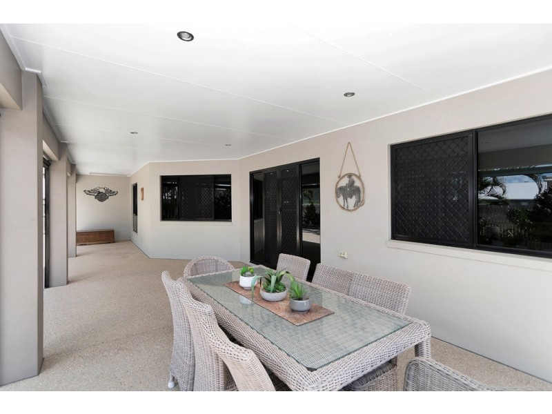 11 Macartney Drive, Marian QLD 4753