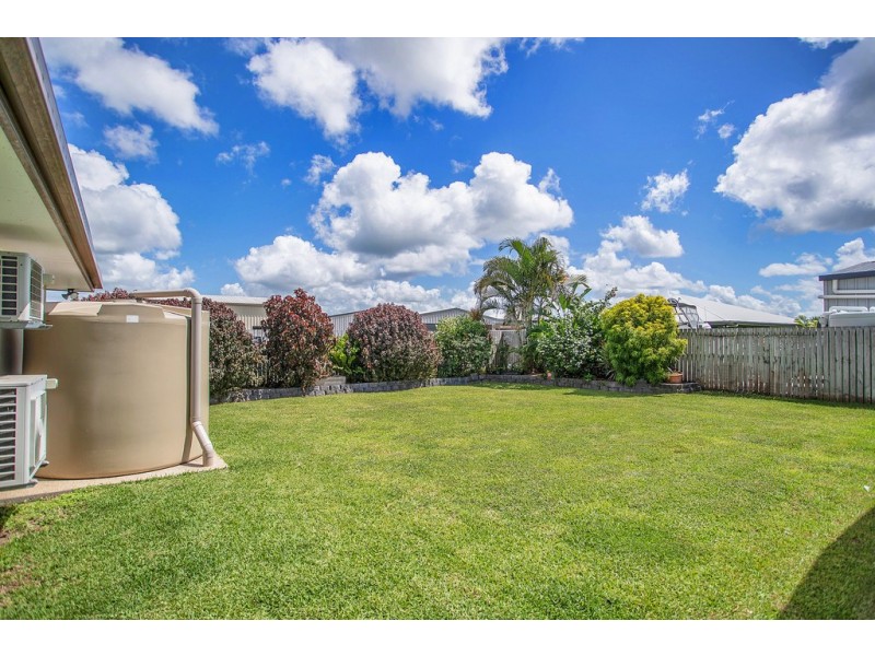 11 Macartney Drive, Marian QLD 4753