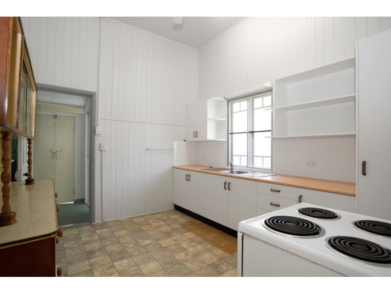 1A High Street, Walkerston QLD 4751