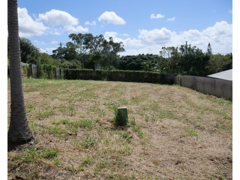 84 Cinnamon Drive, Glenella QLD 4740