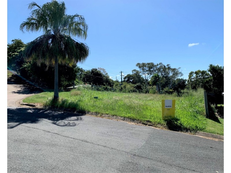 84 Cinnamon Drive, Glenella QLD 4740
