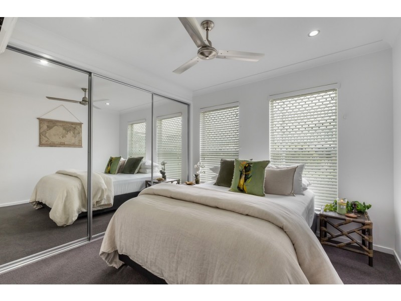 2 Morehead Drive, Rural View QLD 4740