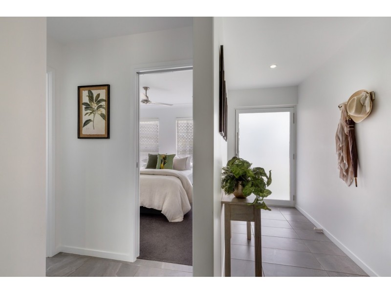2 Morehead Drive, Rural View QLD 4740