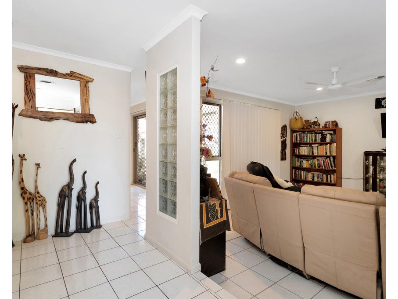 14 Border Street, Glenella QLD 4740