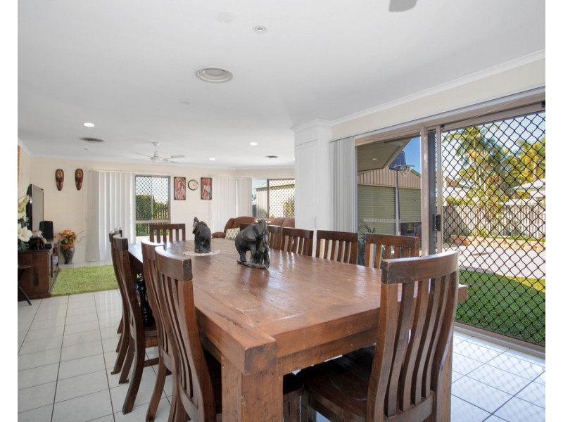 14 Border Street, Glenella QLD 4740