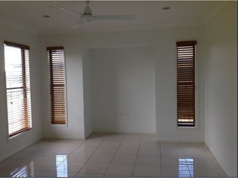 14 Vesta Lane, Ooralea QLD 4740