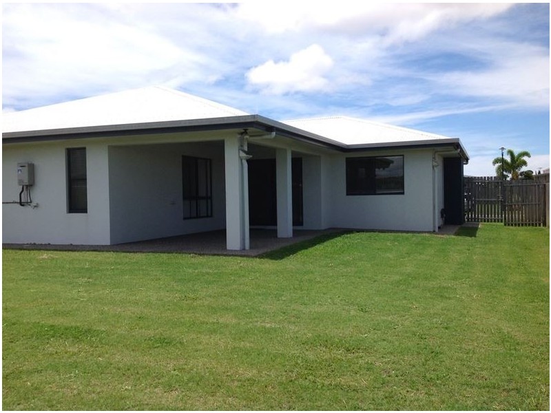 14 Vesta Lane, Ooralea QLD 4740