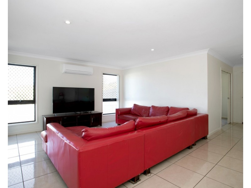 27 Eales Road, Rural View QLD 4740