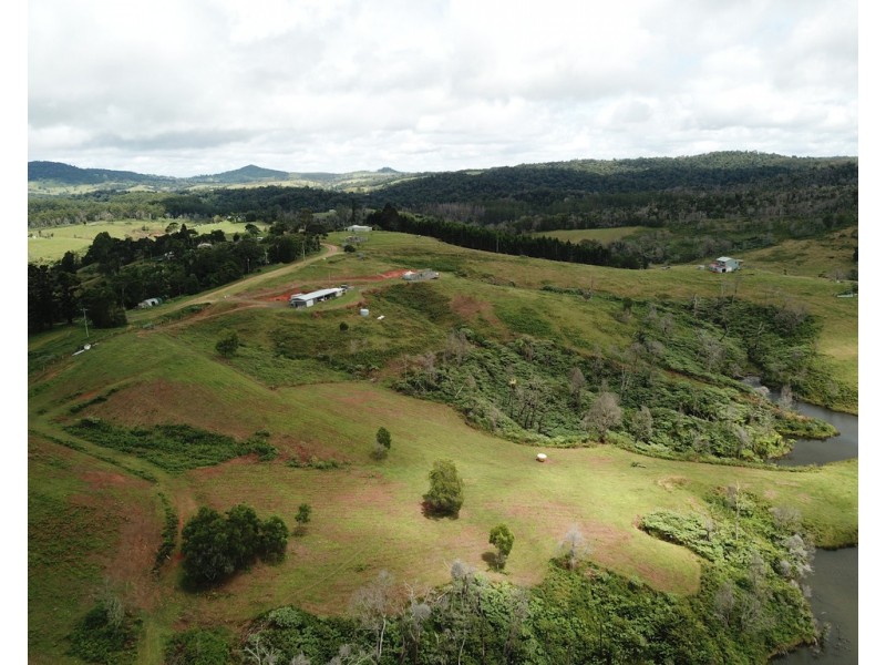 189 Cathay Creek Road, Crediton QLD 4757