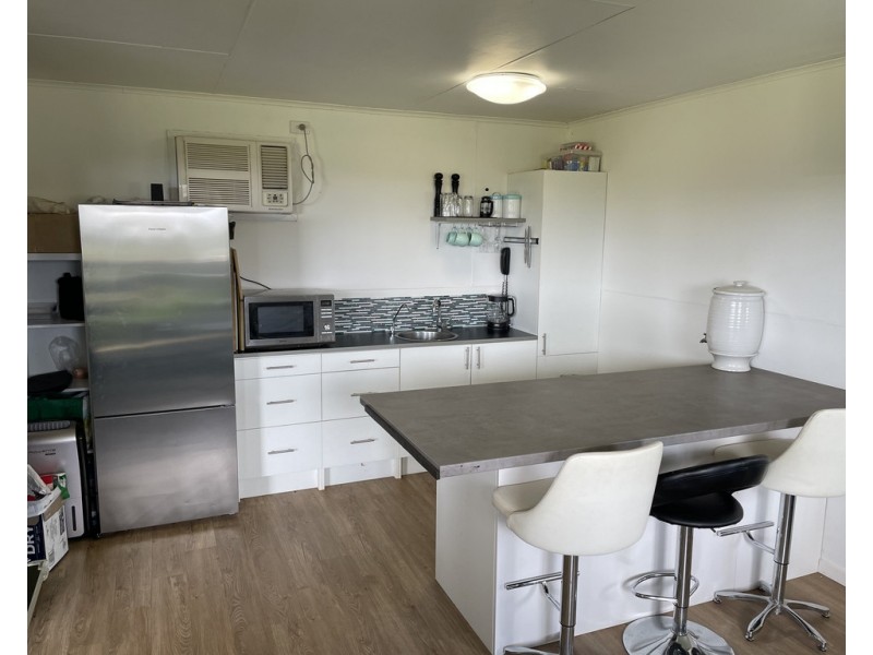 189 Cathay Creek Road, Crediton QLD 4757