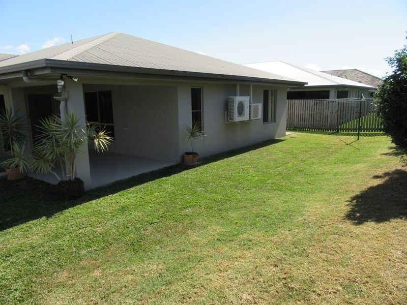 24 Woden Cres, Ooralea QLD 4740