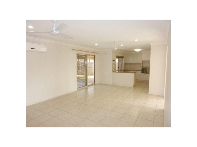 24 Woden Cres, Ooralea QLD 4740