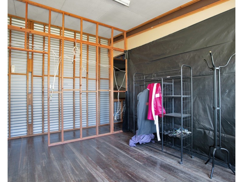 30 Pugsley Street, Walkerston QLD 4751