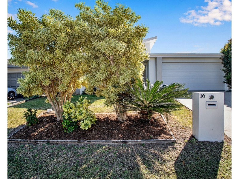 16 Aspen Street, Rural View QLD 4740