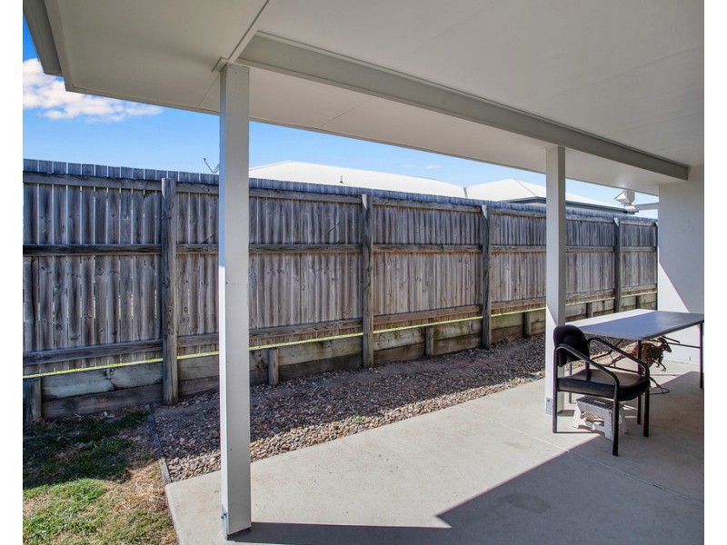 16 Aspen Street, Rural View QLD 4740