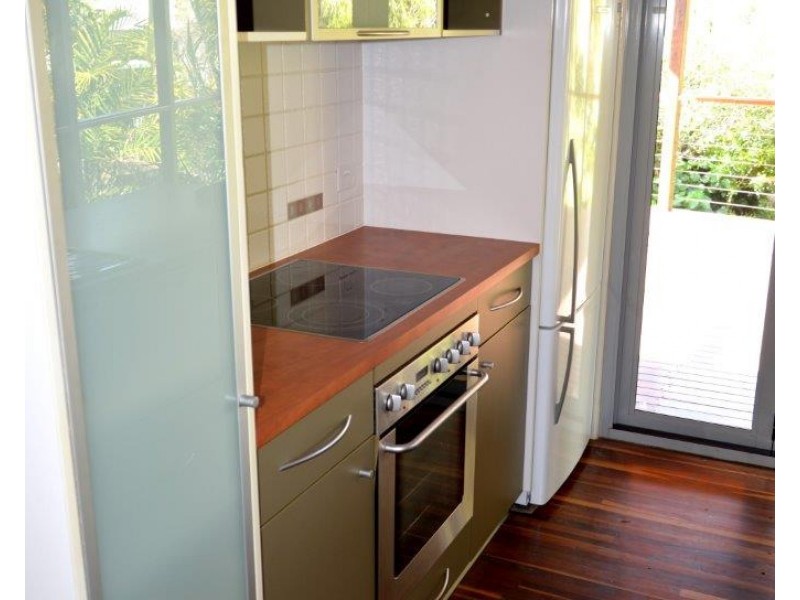 34 Pelican Street, Slade Point QLD 4740
