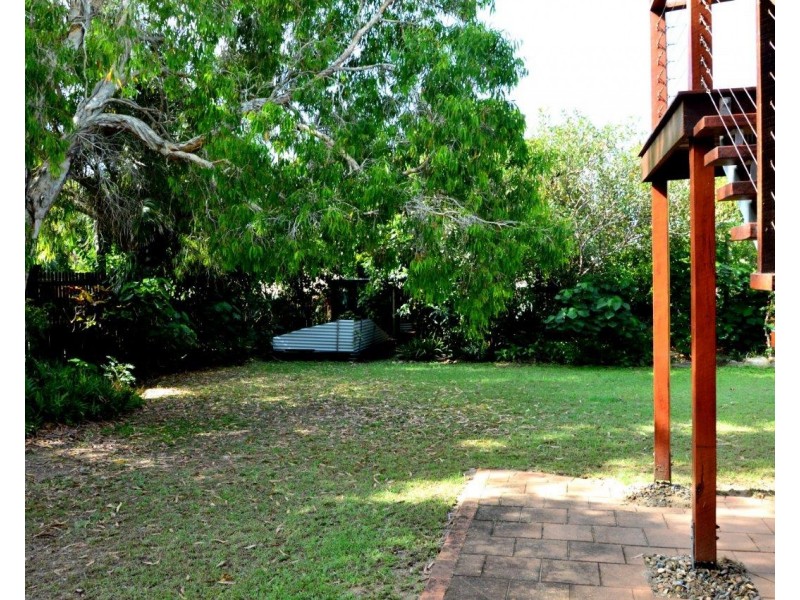 34 Pelican Street, Slade Point QLD 4740