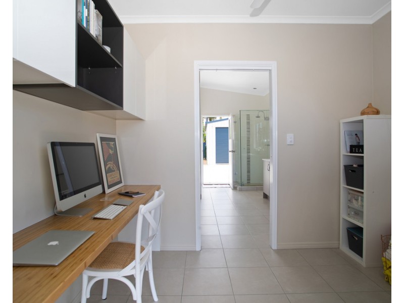 6 Hodges Street, East Mackay QLD 4740