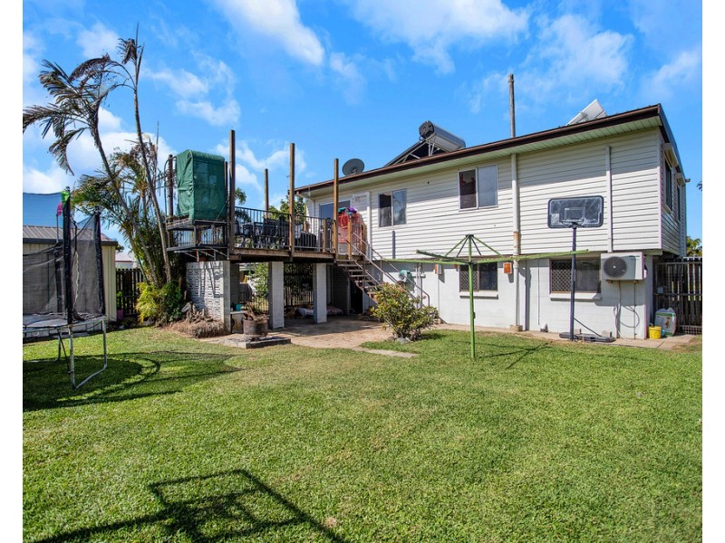 112 Scott Street, South Mackay QLD 4740