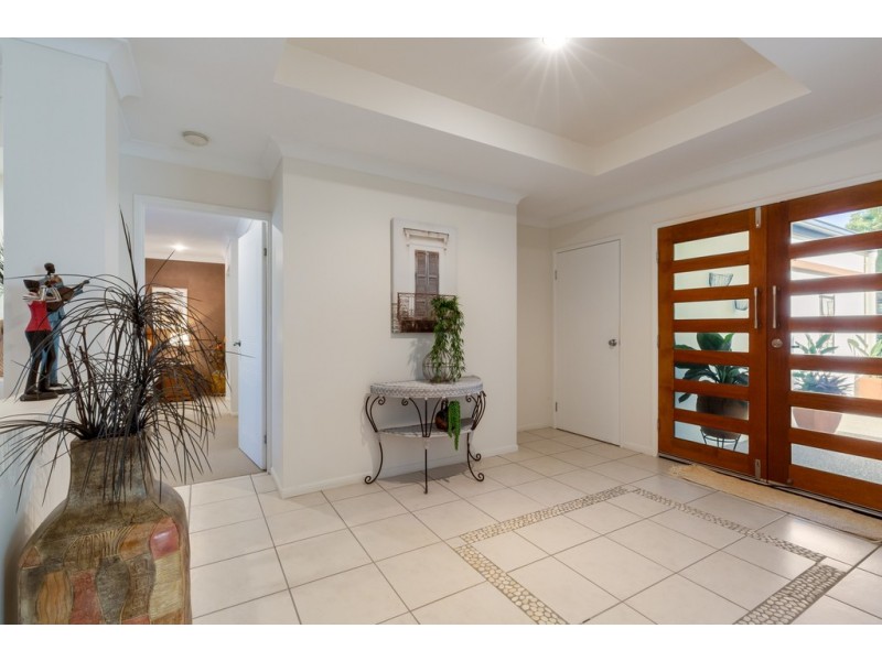 25 Reef Parade, East Mackay QLD 4740