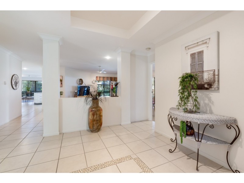 25 Reef Parade, East Mackay QLD 4740