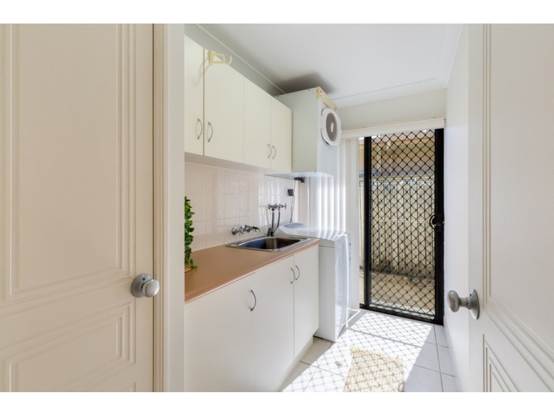 25 Reef Parade, East Mackay QLD 4740