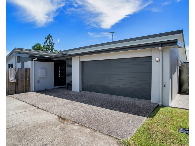 2E Mansfield Drive, Beaconsfield QLD 4740
