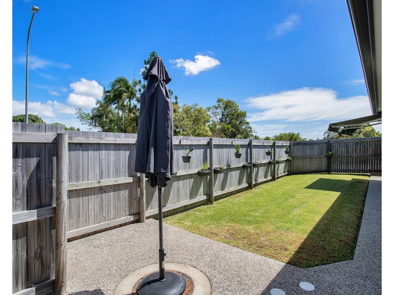 2E Mansfield Drive, Beaconsfield QLD 4740