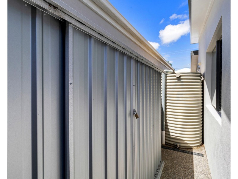 2E Mansfield Drive, Beaconsfield QLD 4740