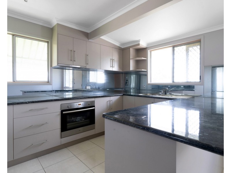 14 Gunsynd Street, Ooralea QLD 4740