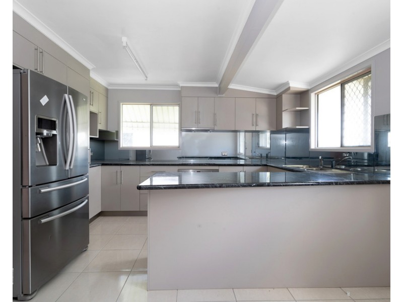 14 Gunsynd Street, Ooralea QLD 4740