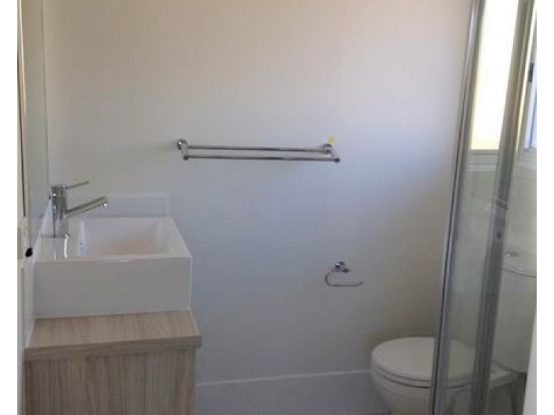 37 Joseph Court, Glenella QLD 4740