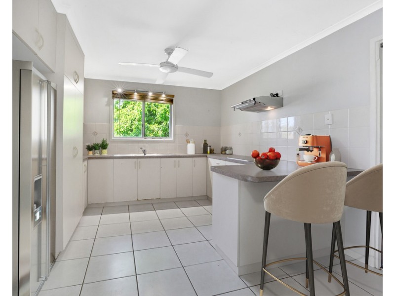 7 Geoffrey Thomas Drive, Bucasia QLD 4750