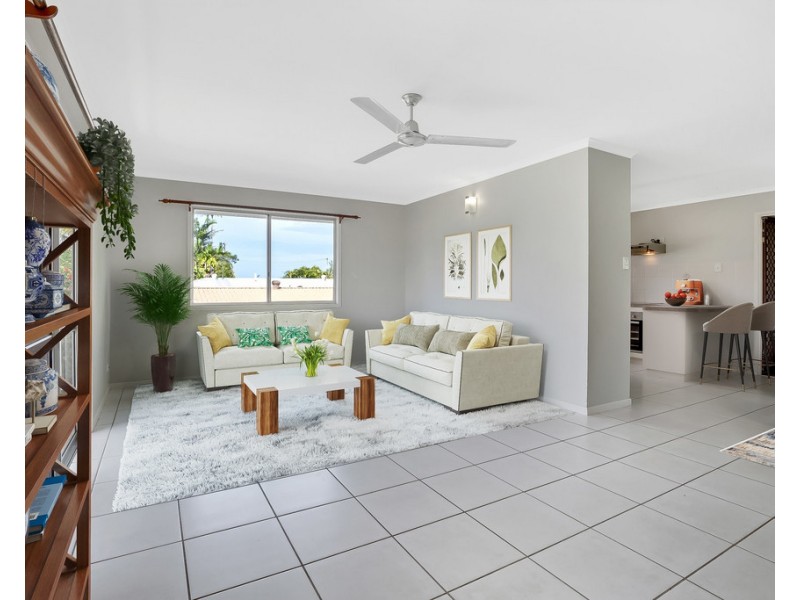 7 Geoffrey Thomas Drive, Bucasia QLD 4750