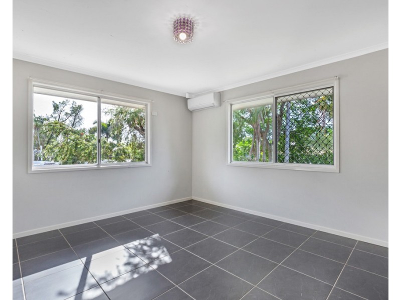 7 Geoffrey Thomas Drive, Bucasia QLD 4750