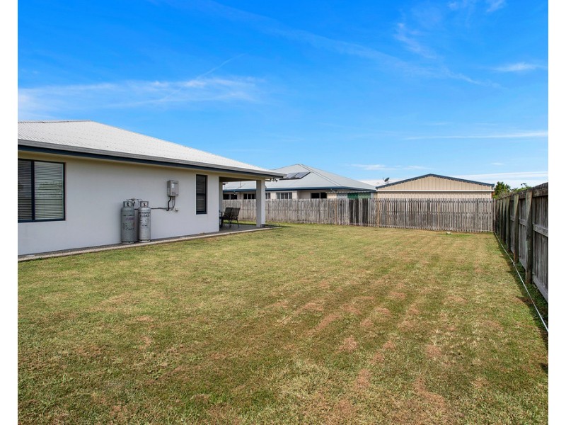 14 Vesta Lane, Ooralea QLD 4740