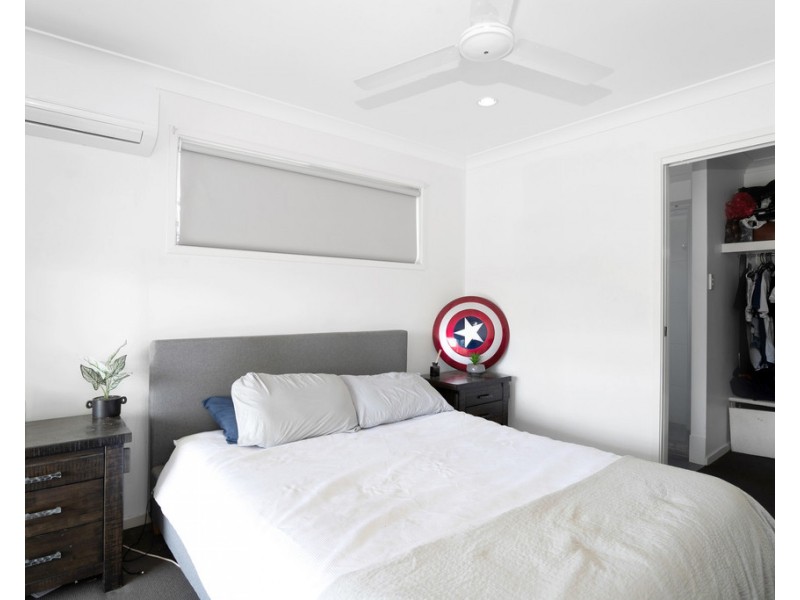 1 and 2/57 Phoenix Crescent, Rural View QLD 4740