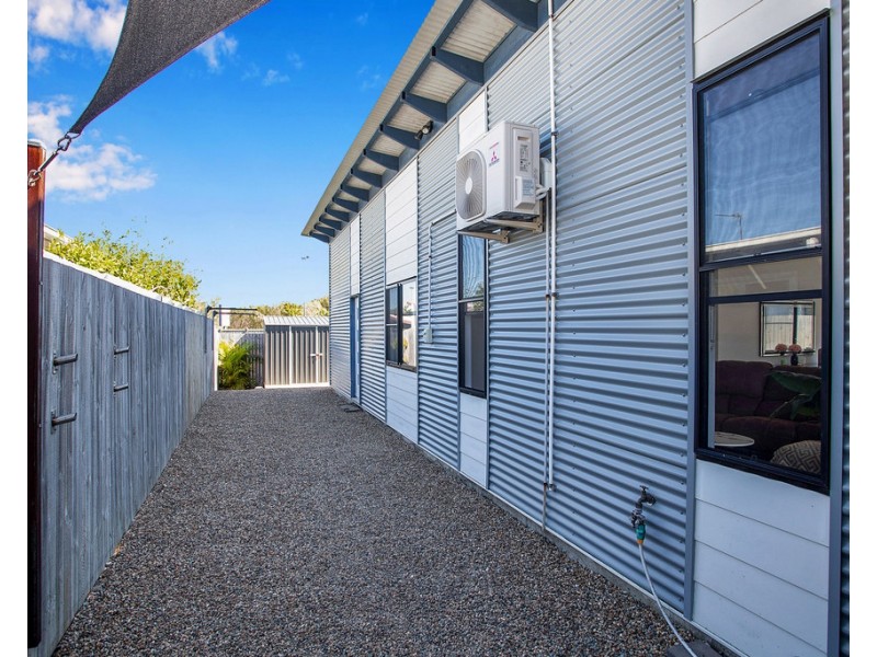 9 Jennifer Court, Bucasia QLD 4750