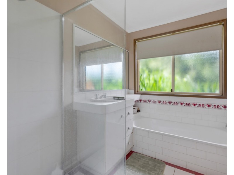 2 Marshall Avenue, Andergrove QLD 4740