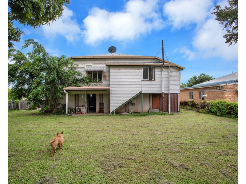 33 Keith Hamilton Street, West Mackay QLD 4740