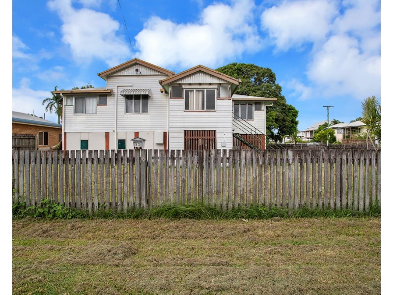 33 Keith Hamilton Street, West Mackay QLD 4740
