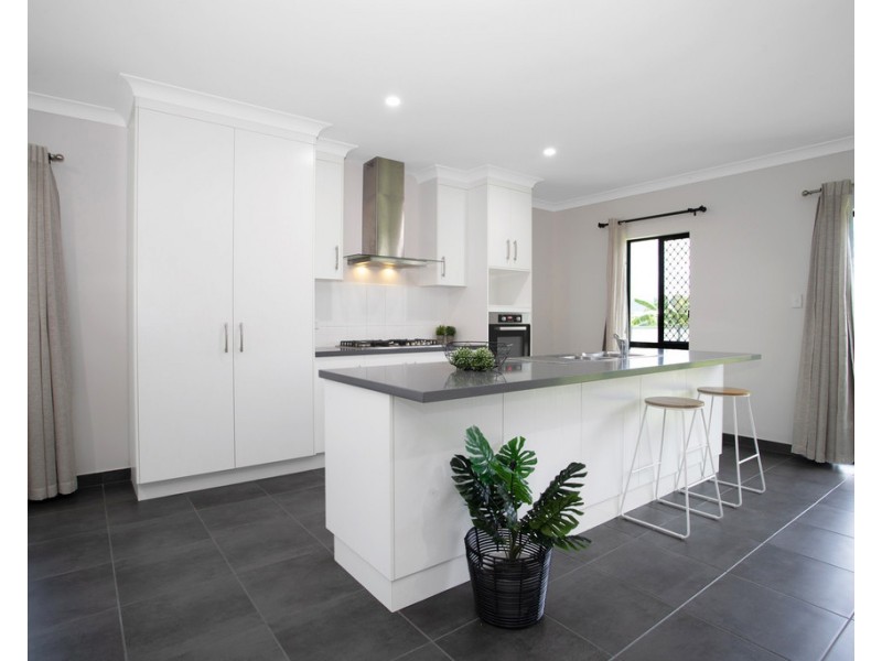 29 Dorothy Place, Mirani QLD 4754