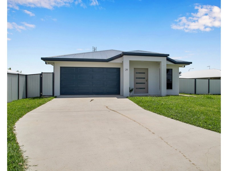 29 Dorothy Place, Mirani QLD 4754