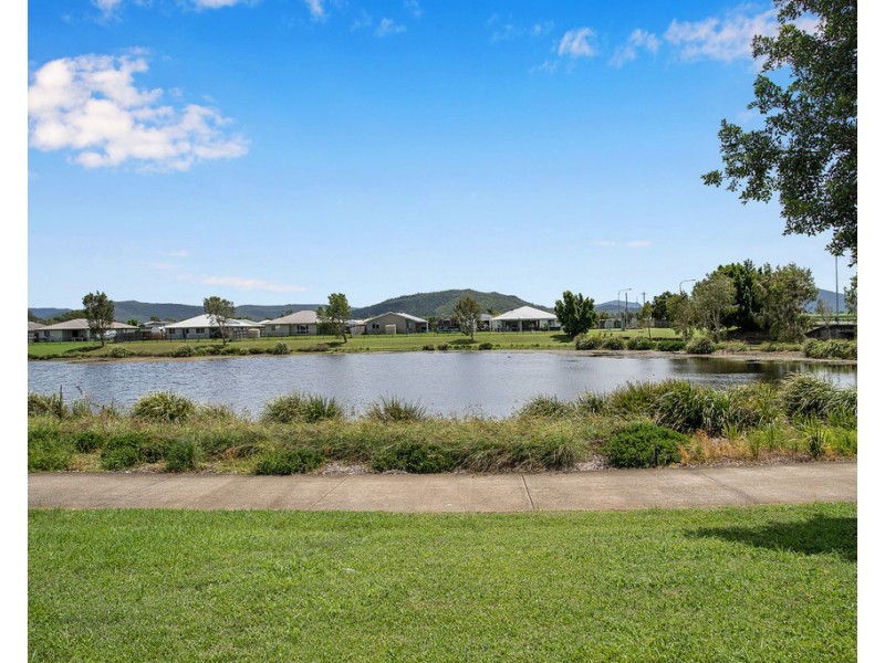 29 Dorothy Place, Mirani QLD 4754