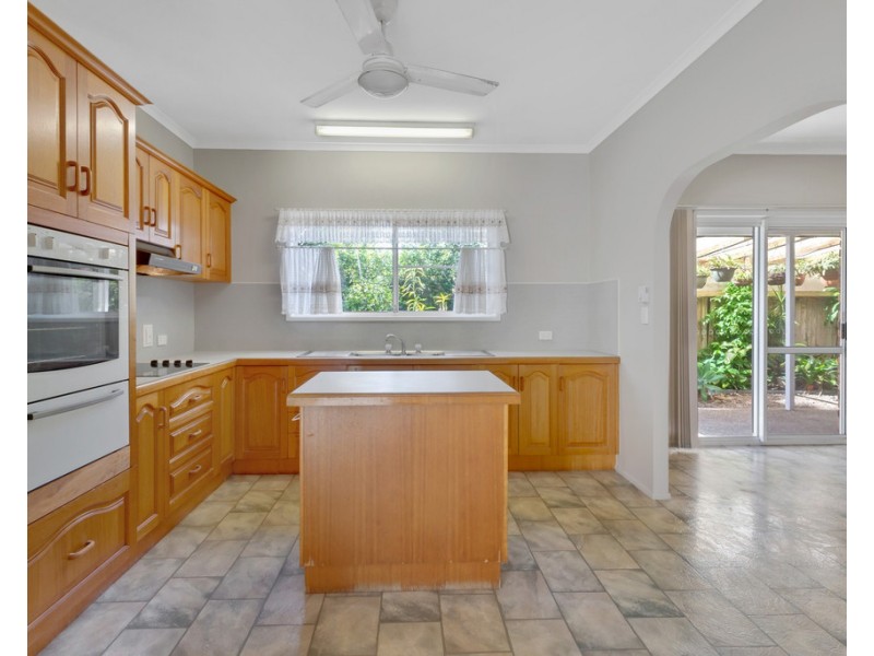 14 Prudhoe Street, East Mackay QLD 4740