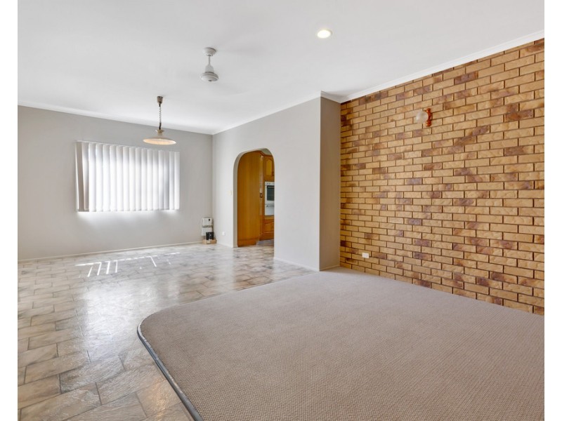 14 Prudhoe Street, East Mackay QLD 4740