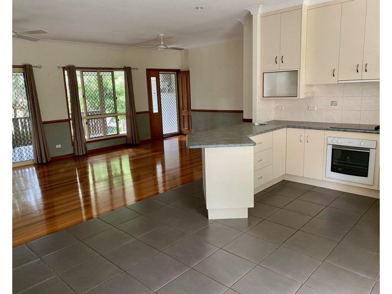 31 Ulanda Drive, South Mackay QLD 4740