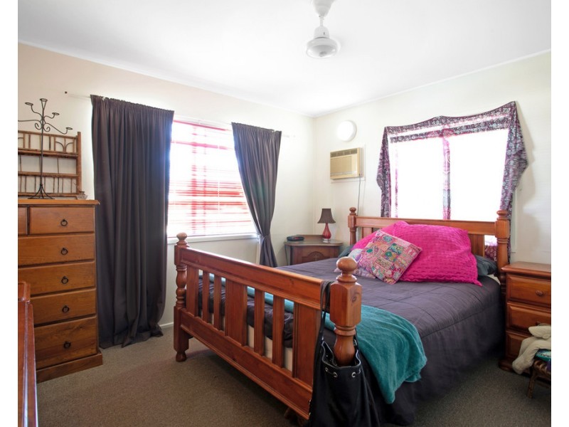 14 Chauvel Street, South Mackay QLD 4740