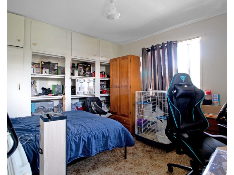 14 Chauvel Street, South Mackay QLD 4740